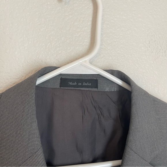Michael Kors Gray Men’s Sports Coat Blazer Size 42R - Picture 3 of 15